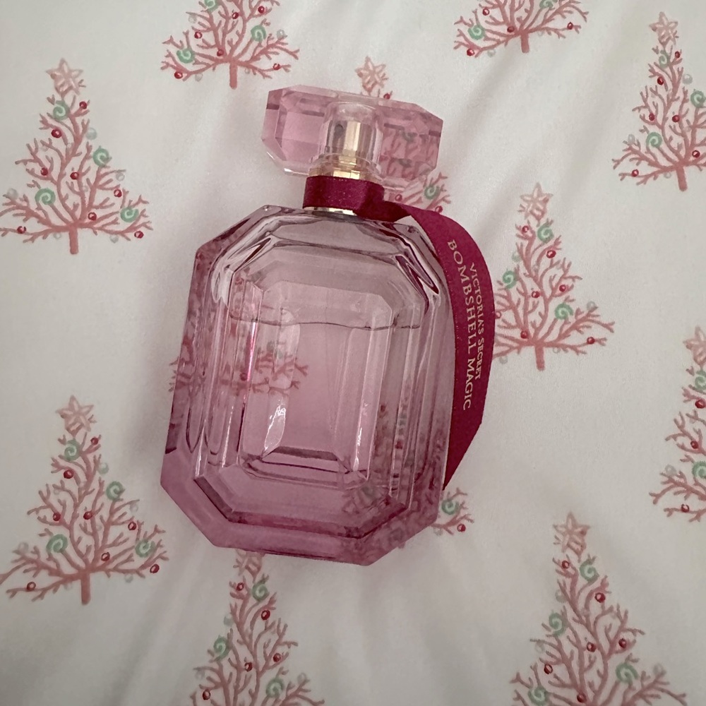 Victoria’s Secret Bombshell Magic Limited Edition Perfume